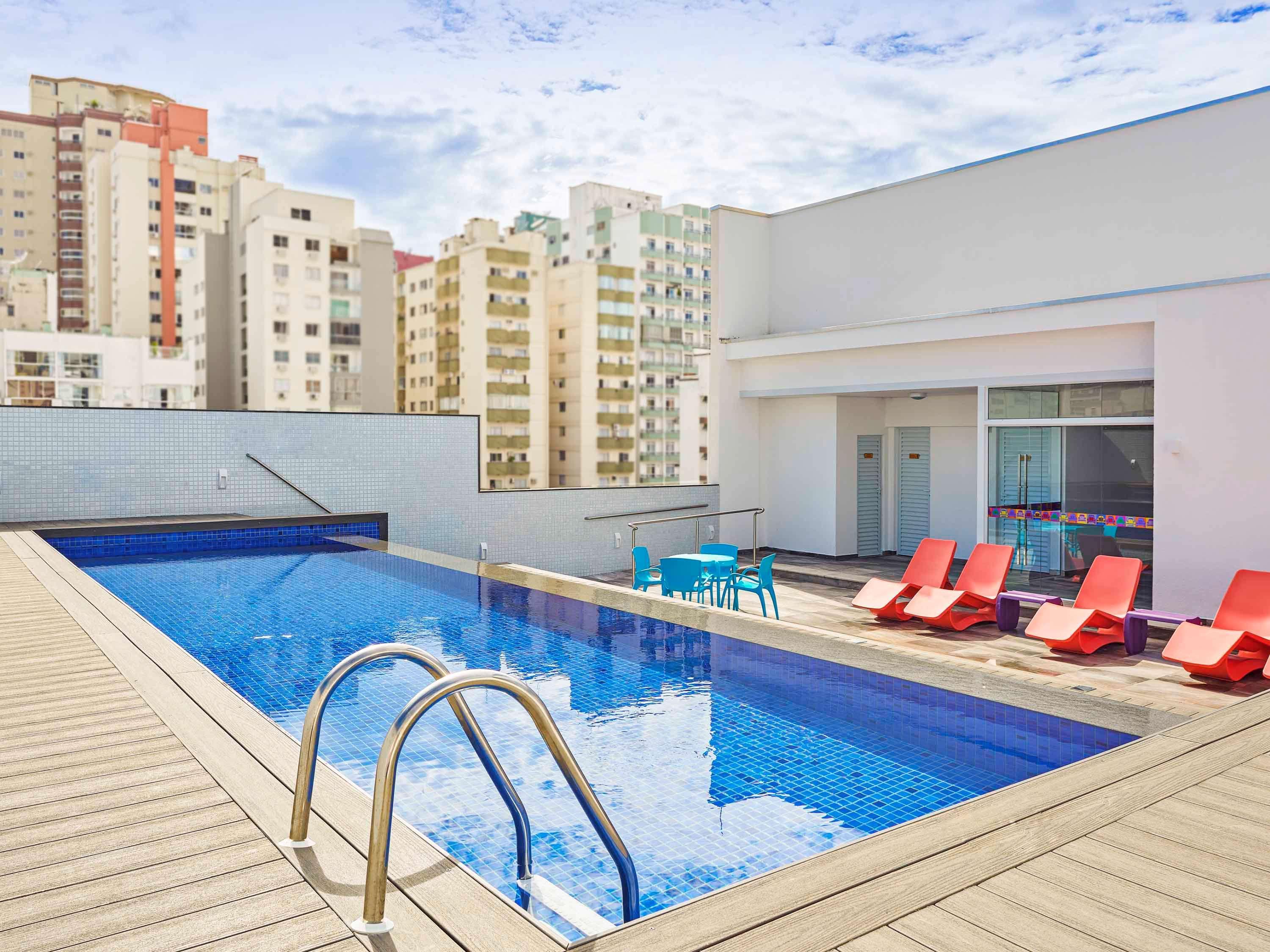 Ibis Styles Balneario Camboriu - 1 Quadra Do Mar Hotel Exterior foto